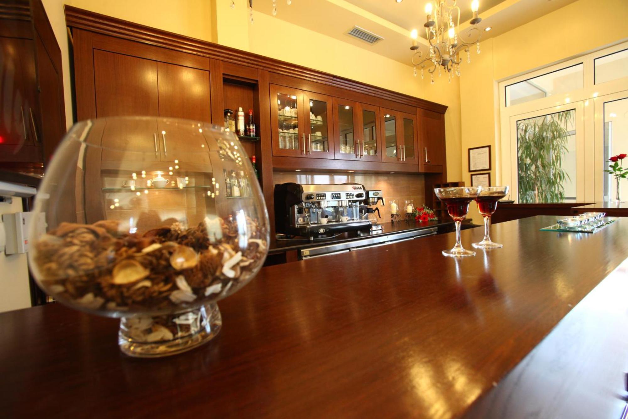 Nikos House Aparthotel Nikiti  Ngoại thất bức ảnh