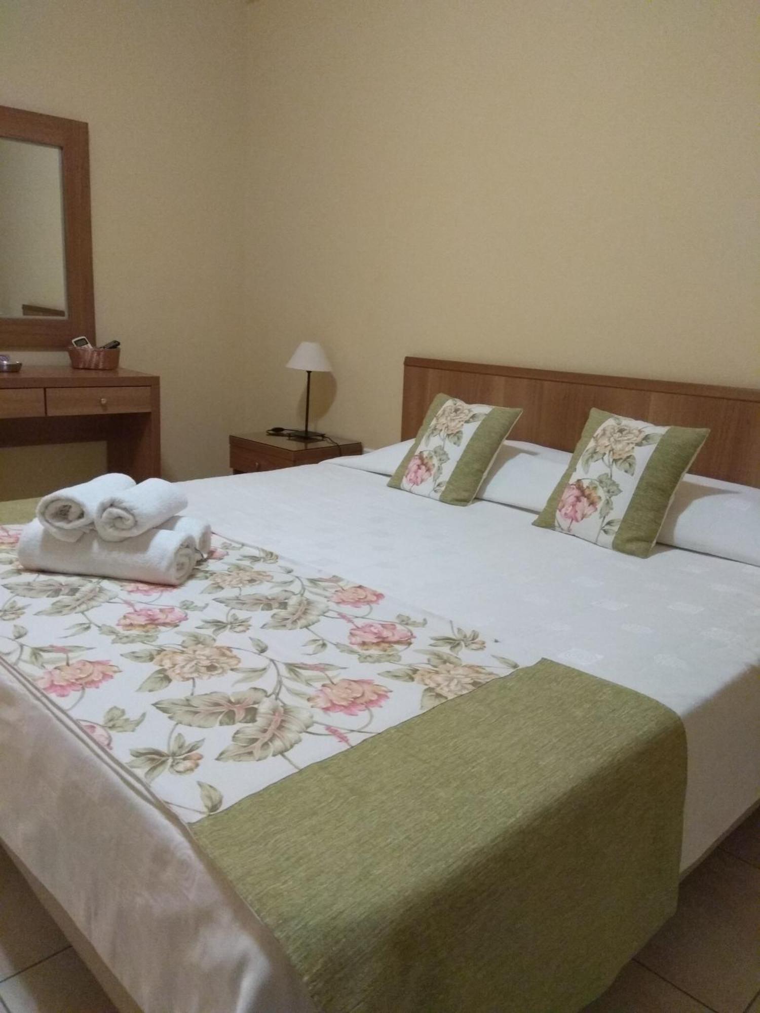 Nikos House Aparthotel Nikiti  Ngoại thất bức ảnh