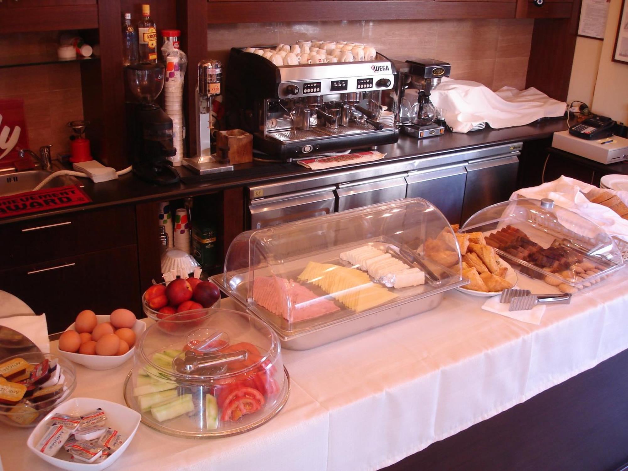 Nikos House Aparthotel Nikiti  Ngoại thất bức ảnh
